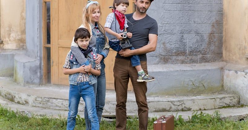 Voyager en famille avec jeunes enfants : conseils et destinations adaptées